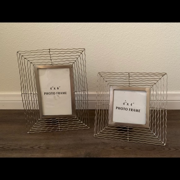 Gold Wire Photo Frame Set - Picture 1 of 6